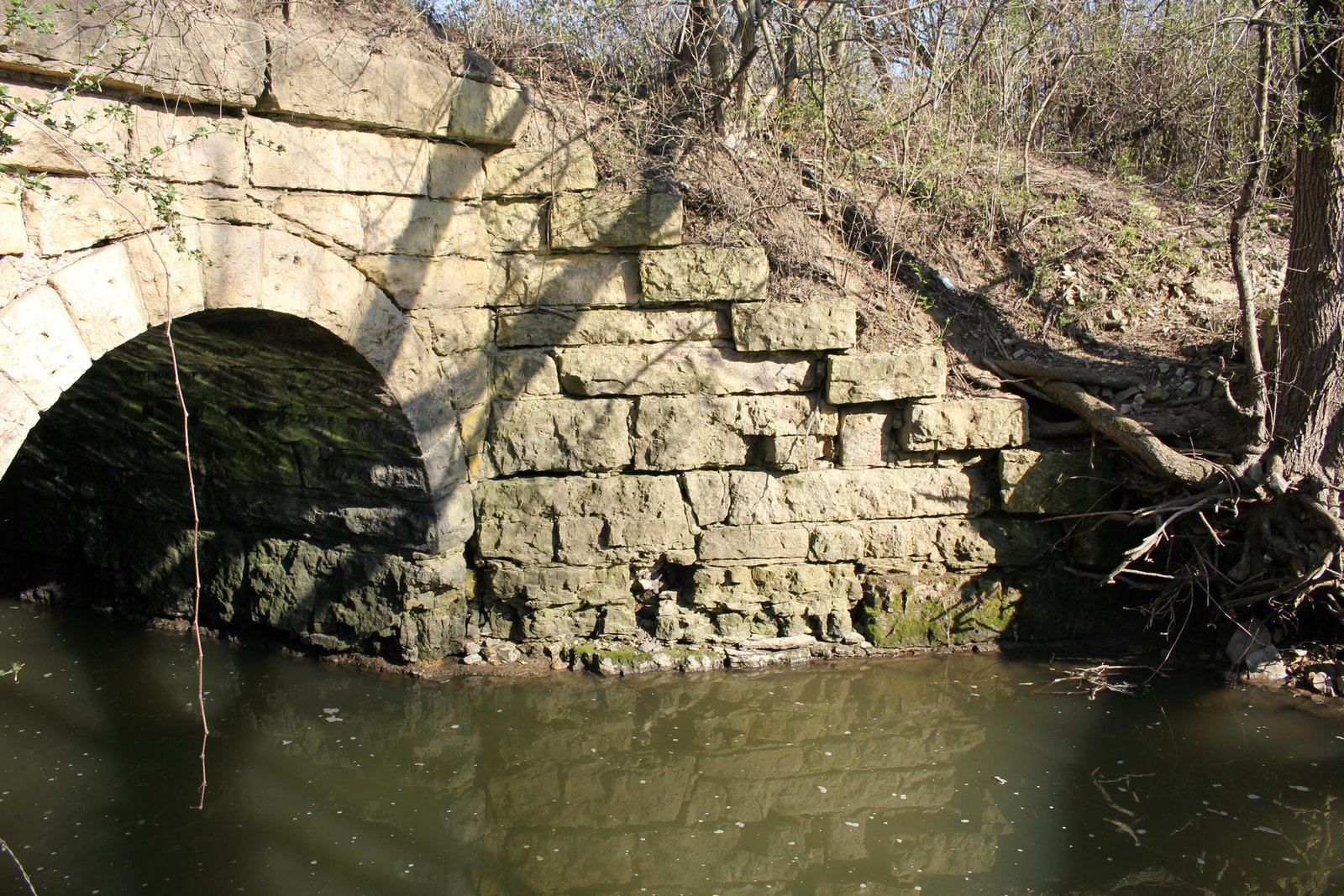 Southwest wing wall